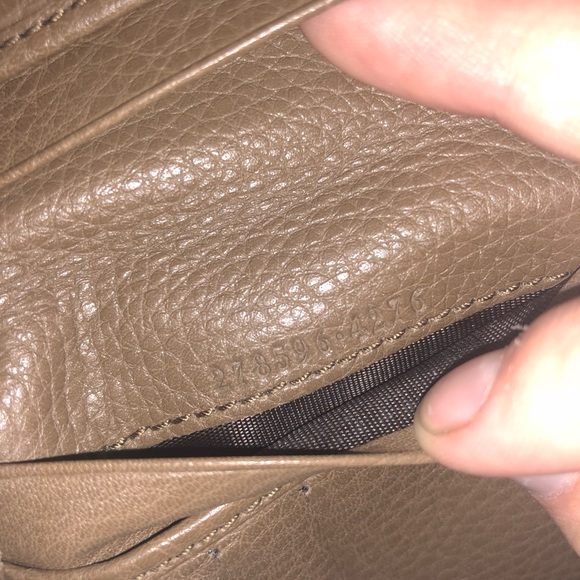 Authentic Gucci wallet - Picture 5 of 7